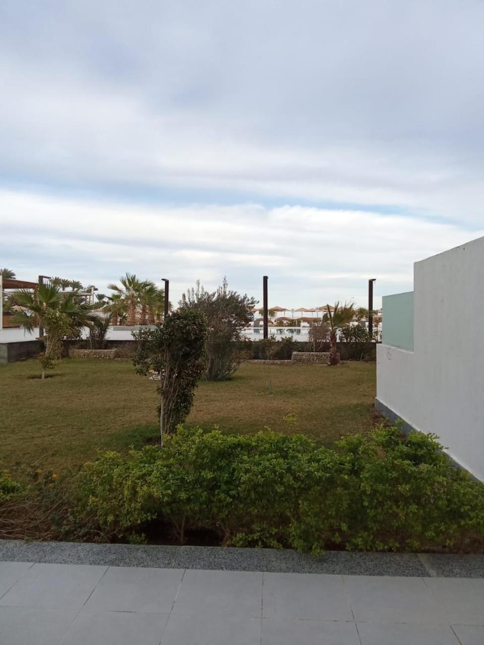 Paradise Hill Hotel